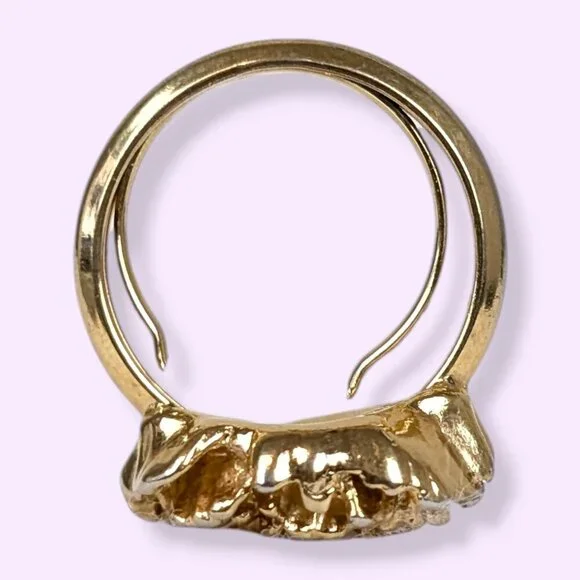 V. Avon Floral Rhinestone Ring - Picture 4 of 7